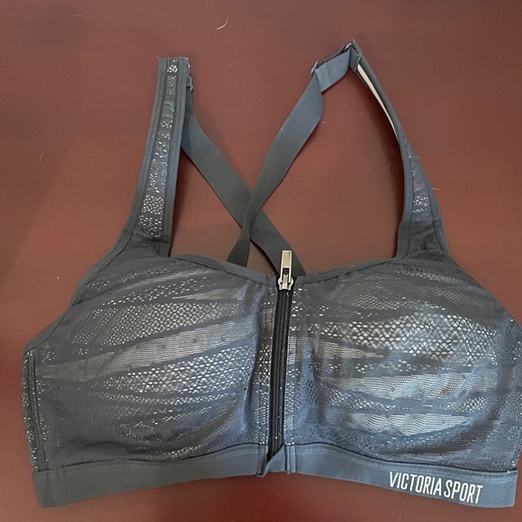 Victoria's Secret Gray Mesh Front-Zip Sports Bra - Picture 7 of 7